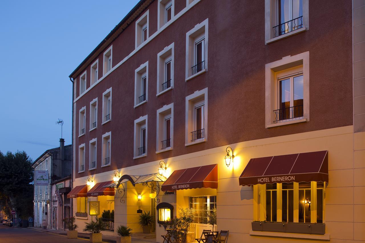 Hotel Berneron Vallon-Pont-dʼArc Exteriör bild